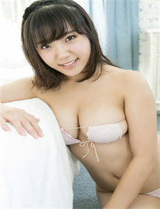 《美女坐脸-高潮春藥失禁按摩精油AV》